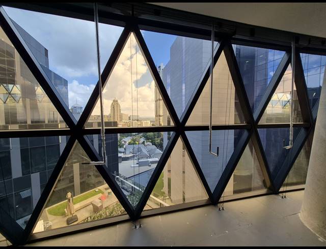 1,254M² OFFICE TO LET IN SANDTON CENTRAL